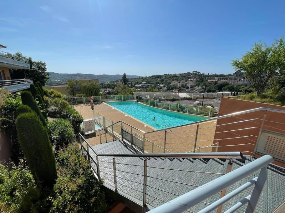 Le Della * Grasse